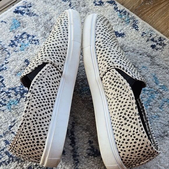 Womens TIME and TRU Animal Print Twin Gore Low Top Slip On Shoes / Size 6 - Picture 7 of 16